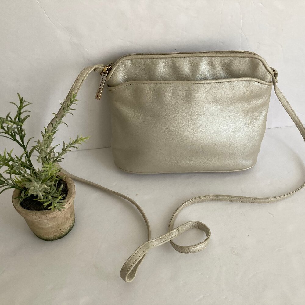 Preston & York Vintage Leather Ivory Pearl Irridescent Look Shoulder Handbag
